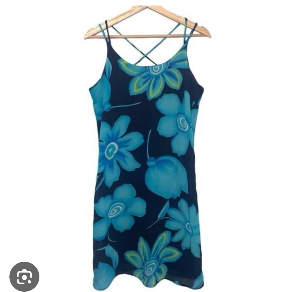 Floral Spaghetti Strap Mini Dress 🩵🖤